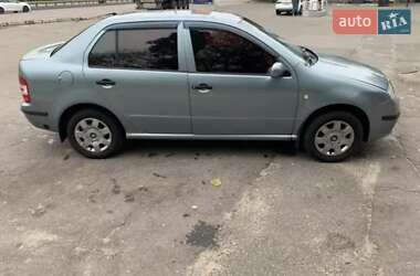 Седан Skoda Fabia 2006 в Виннице