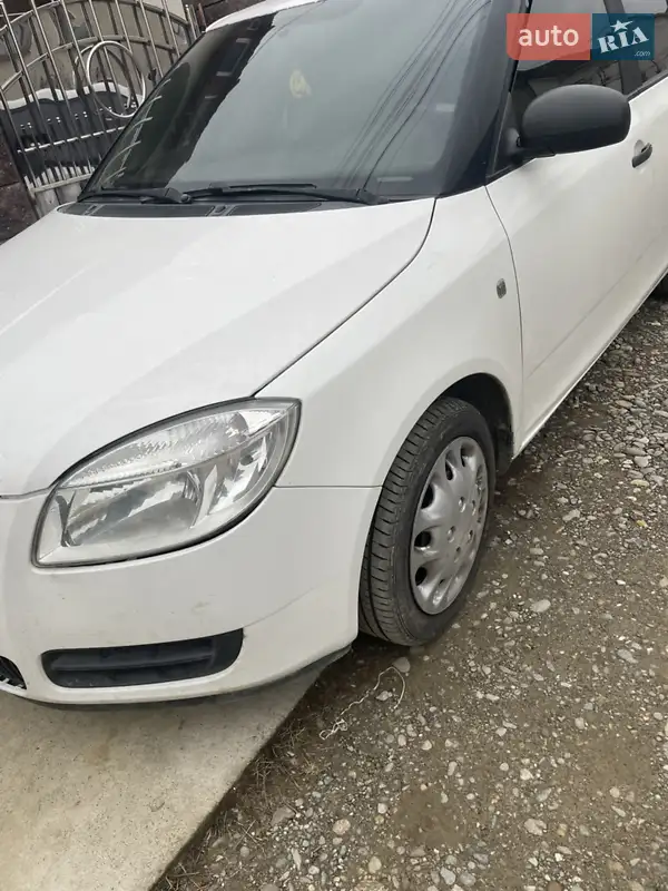 Skoda Fabia 2009 VIN TMBFA25J7A3059471 фото оголошення 5 з 45