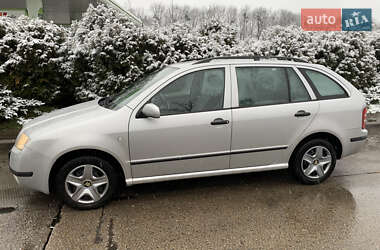 Универсал Skoda Fabia 2002 в 