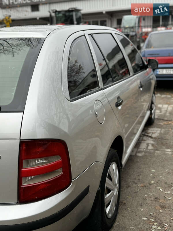 Универсал Skoda Fabia 2001 в Днепре