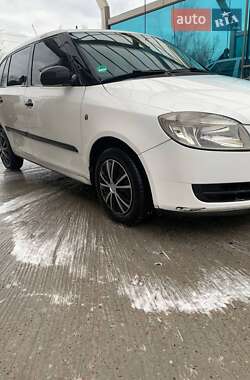 Універсал Skoda Fabia 2010 в Кривому Розі