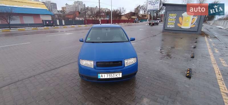 Хэтчбек Skoda Fabia 2004 в Ирпене