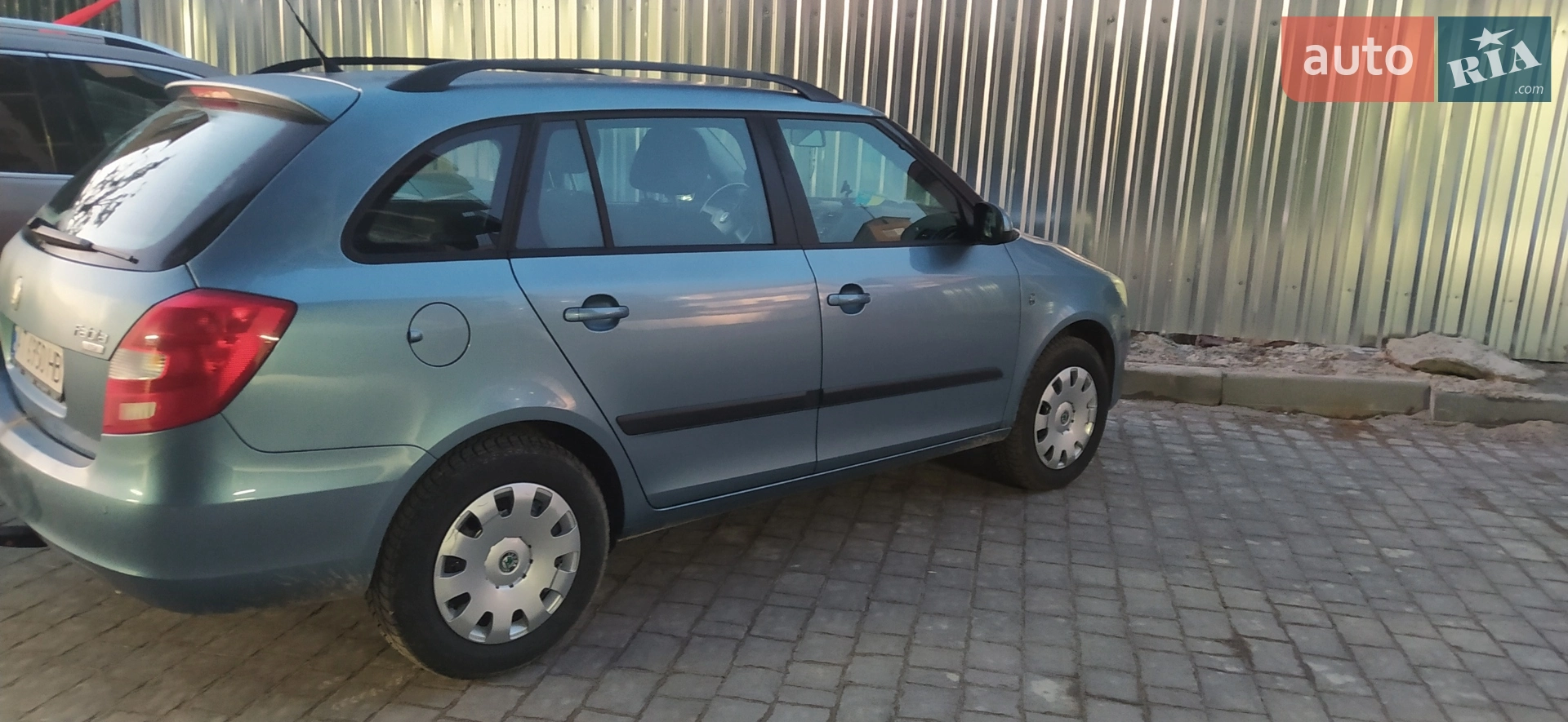 2010 Skoda Fabia - мініатюра 5