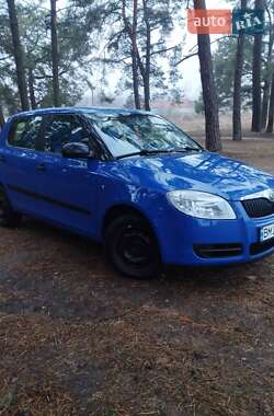 Хетчбек Skoda Fabia 2009 в Сумах