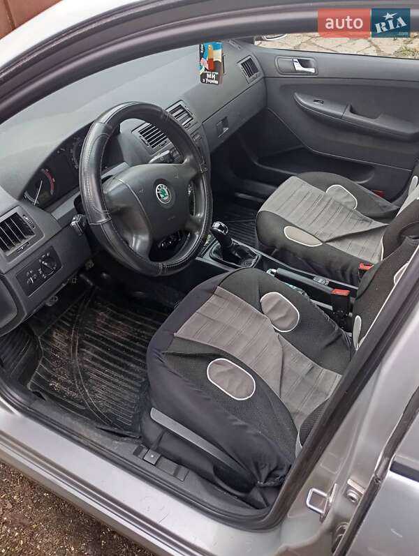 Хетчбек Skoda Fabia 2005 в Хмельницькому