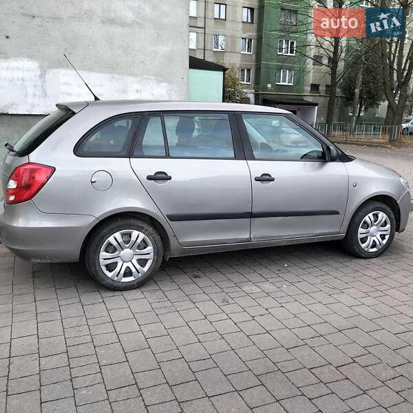 Универсал Skoda Fabia 2010 в Львове фото 2 Универсал Skoda Fabia 2010 в Львове