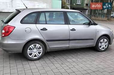 Универсал Skoda Fabia 2010 в 