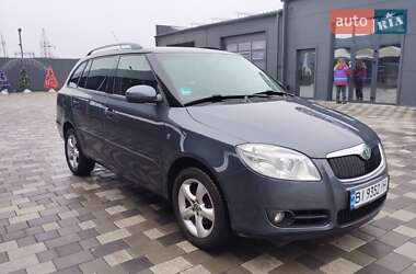 Універсал Skoda Fabia 2008 в Полтаві