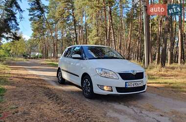 Хетчбек Skoda Fabia 2011 в Чернігові