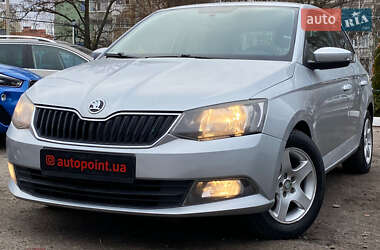 Хетчбек Skoda Fabia 2015 в Сумах