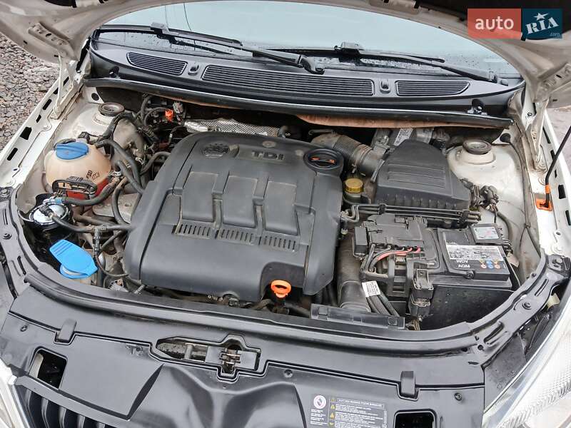 Универсал Skoda Fabia 2011 в Ромнах