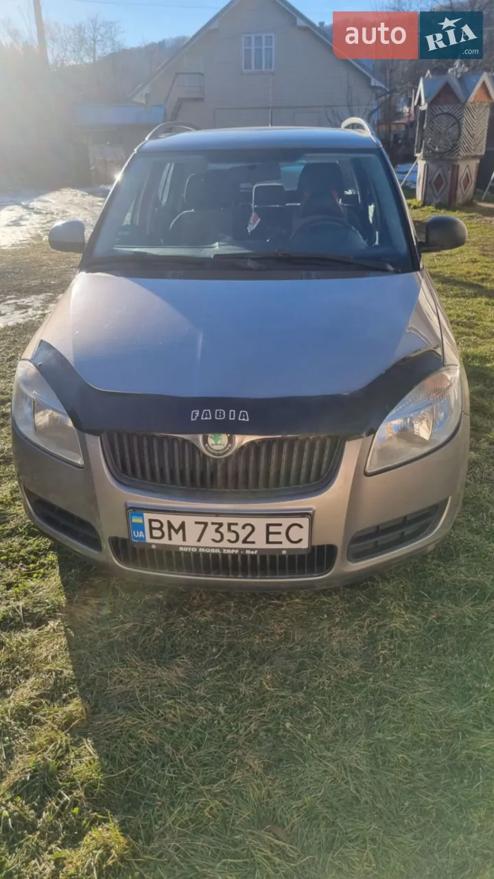 2010 Skoda Fabia - мініатюра 17