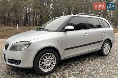 Універсал Skoda Fabia 2008 в Охтирці