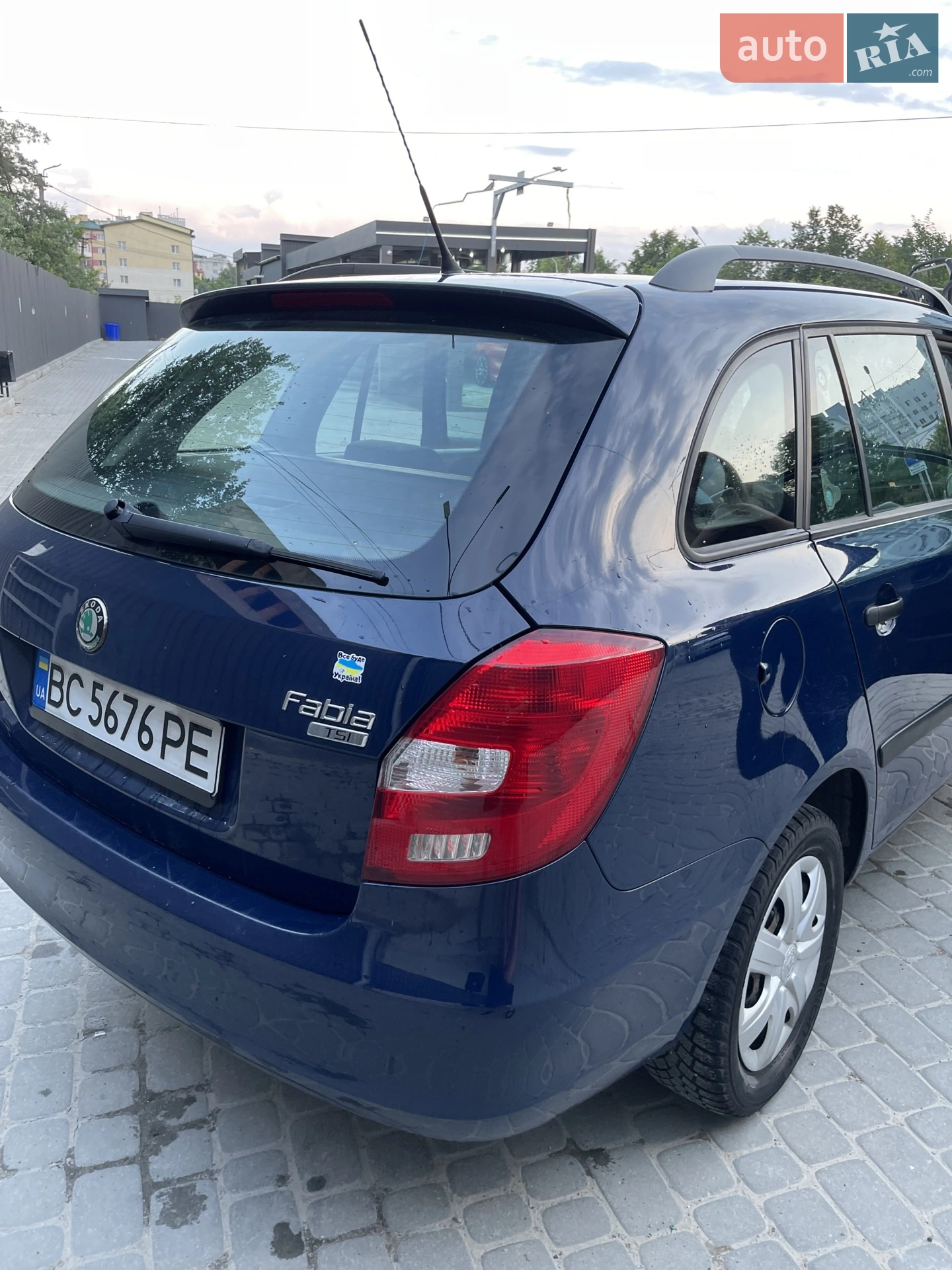 2010 Skoda Fabia - мініатюра 3