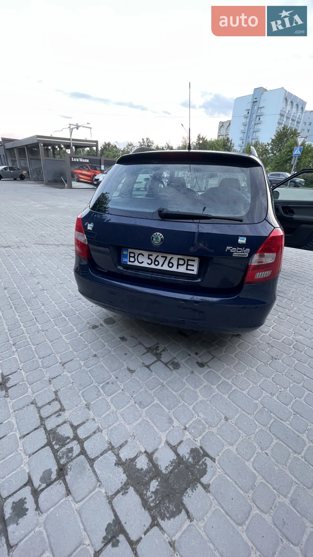2010 Skoda Fabia - мініатюра 12