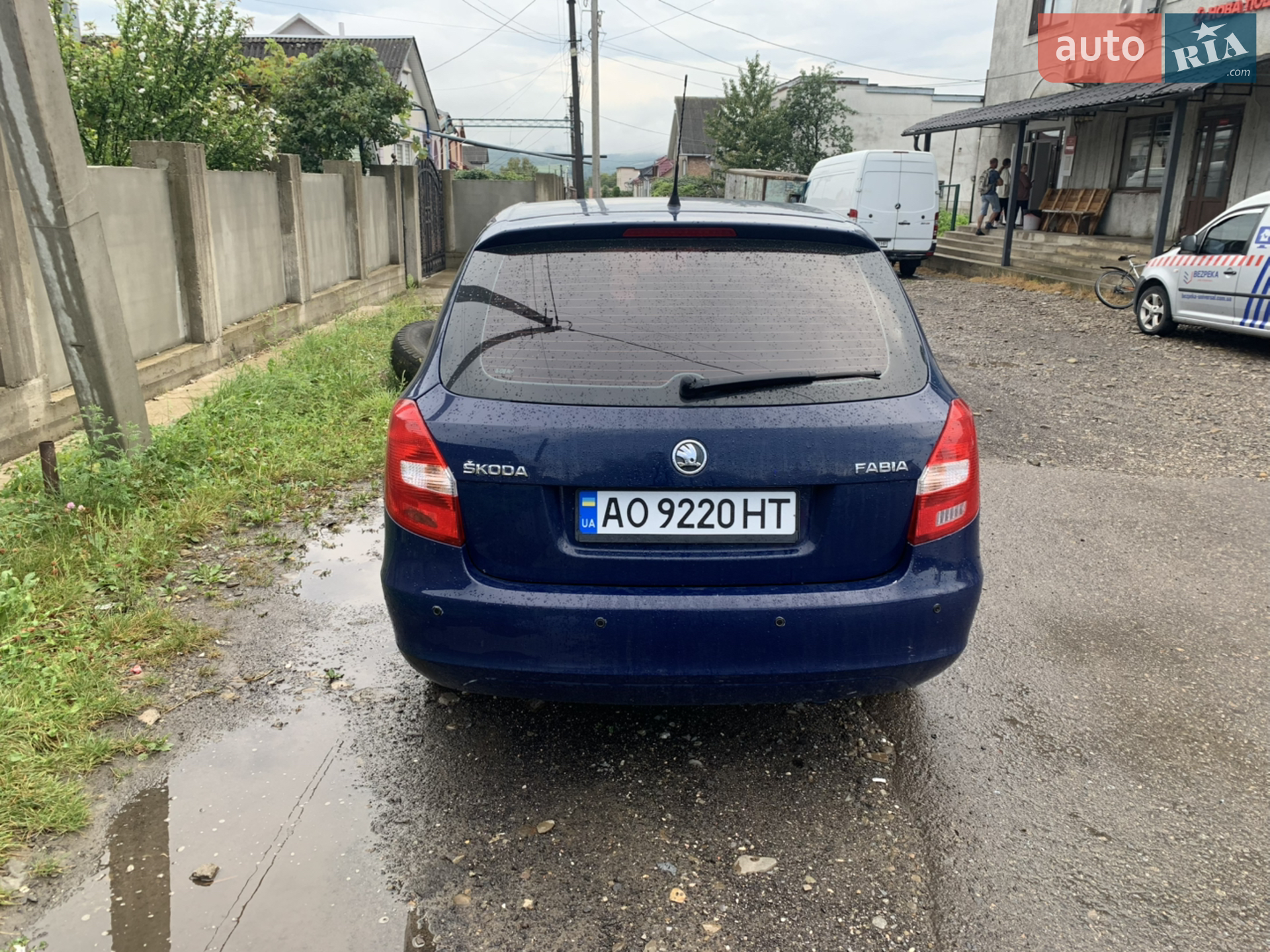 2014 Skoda Fabia - мініатюра 2