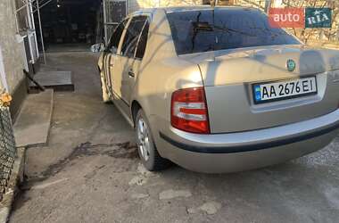 Седан Skoda Fabia 2005 в Подольске