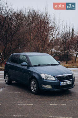 Хетчбек Skoda Fabia 2012 в Дніпрі