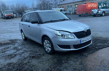 Універсал Skoda Fabia 2011 в Звягелі