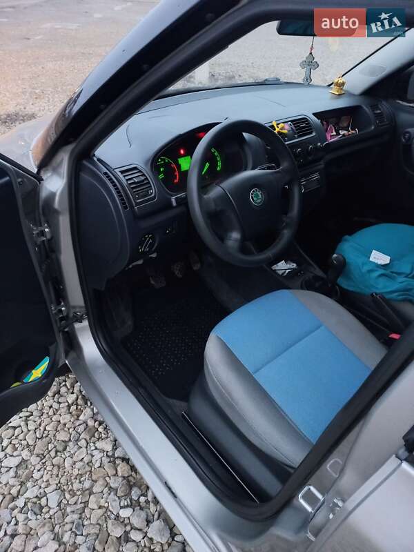 Универсал Skoda Fabia 2008 в Черновцах