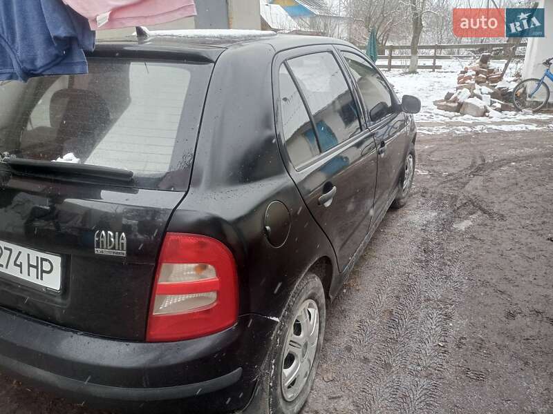 Хетчбек Skoda Fabia 2003 в Звягелі