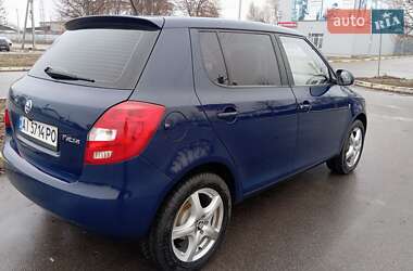 Хэтчбек Skoda Fabia 2010 в Буче