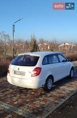 Универсал Skoda Fabia 2012 в 