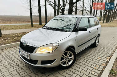 Універсал Skoda Fabia 2011 в Полтаві