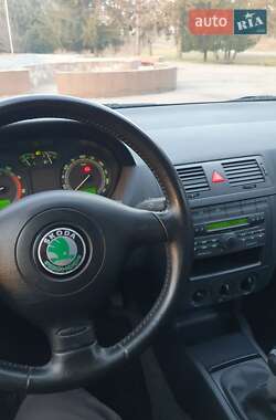 Хетчбек Skoda Fabia 2006 в Рівному