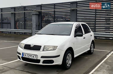 Хетчбек Skoda Fabia 2005 в Києві