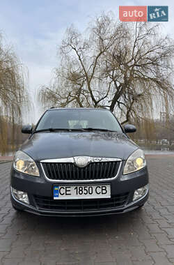 Універсал Skoda Fabia 2010 в Чернівцях