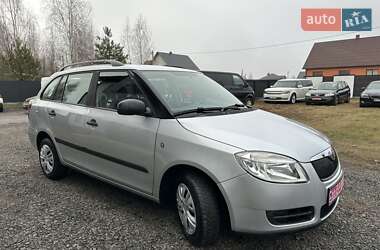 Універсал Skoda Fabia 2009 в Любешові