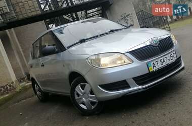 Хетчбек Skoda Fabia 2011 в Івано-Франківську