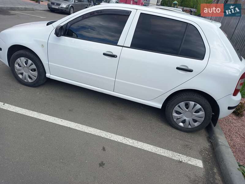 Хэтчбек Skoda Fabia 2007 в Луцке