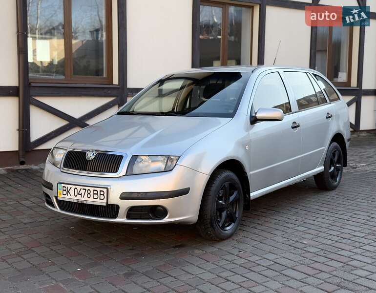 Универсал Skoda Fabia 2006 в Ровно