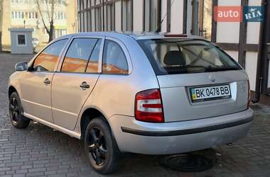 Универсал Skoda Fabia 2006 в Ровно