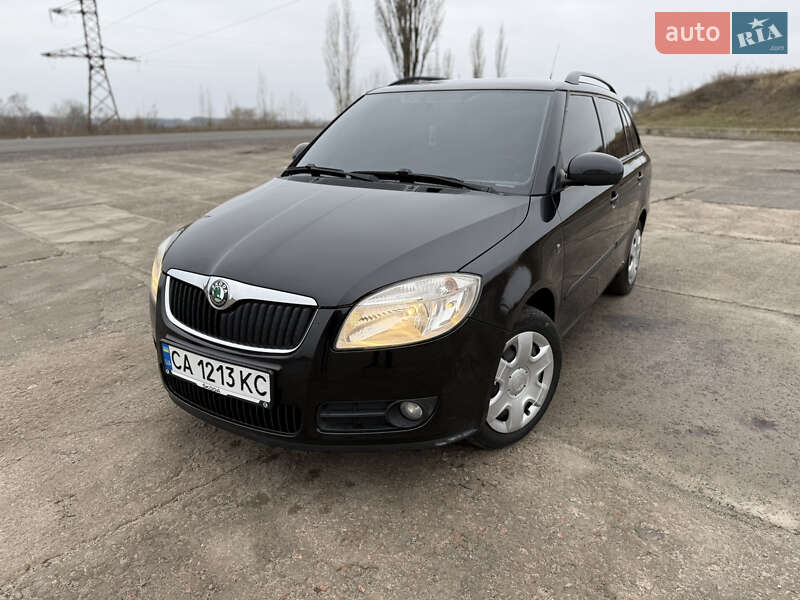 Універсал Skoda Fabia 2008 в Переяславі