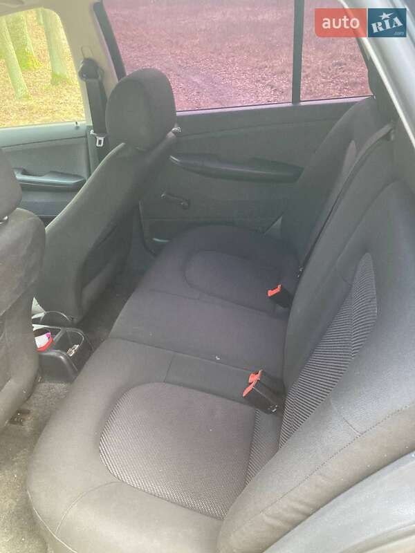 Універсал Skoda Fabia 2005 в Луцьку
