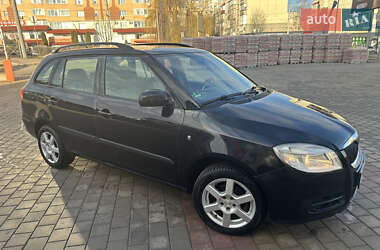 Універсал Skoda Fabia 2009 в Тернополі