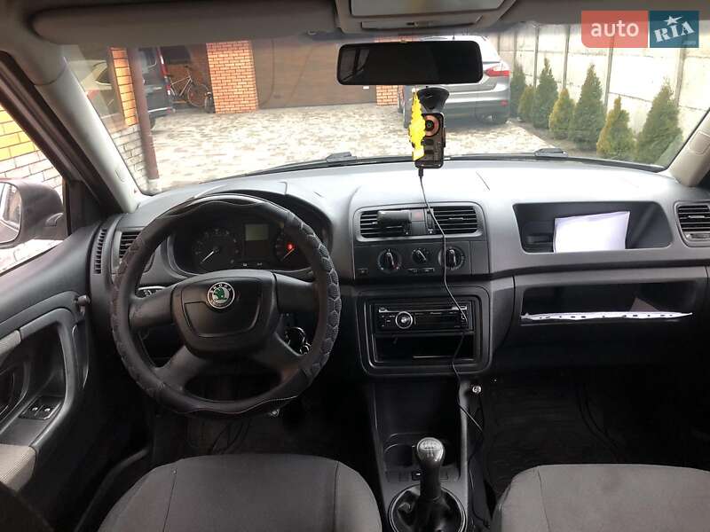 Хэтчбек Skoda Fabia 2010 в Владимирце