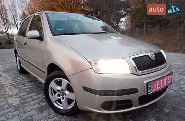 Седан Skoda Fabia 2005 в Тернополе