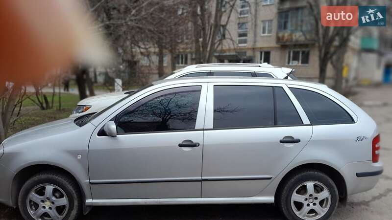 Универсал Skoda Fabia 2004 в Запорожье