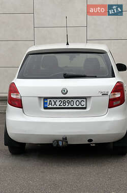 Хэтчбек Skoda Fabia 2010 в Харькове