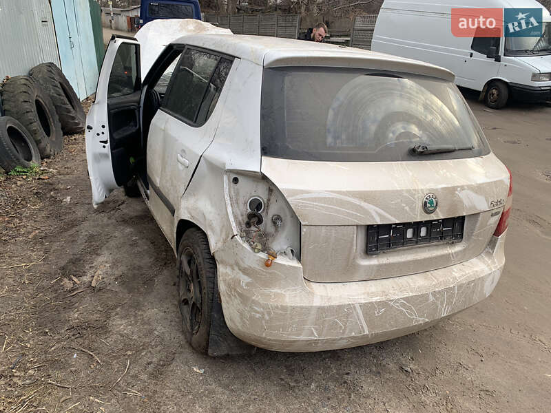 Хэтчбек Skoda Fabia 2012 в Киеве