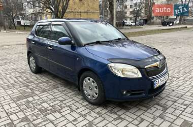 Хэтчбек Skoda Fabia 2007 в Кропивницком