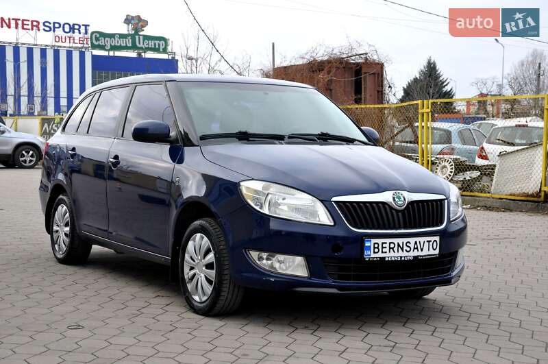 Універсал Skoda Fabia 2011 в Львові