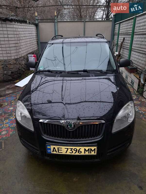 Универсал Skoda Fabia 2008 в Днепре