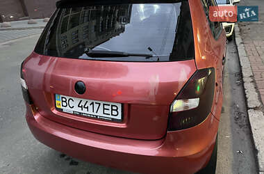 Хэтчбек Skoda Fabia 2007 в Киеве