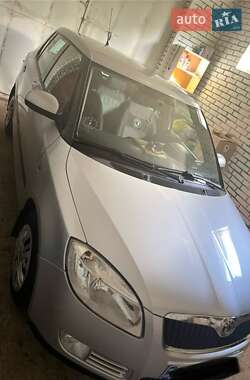 Хэтчбек Skoda Fabia 2008 в Золочеве