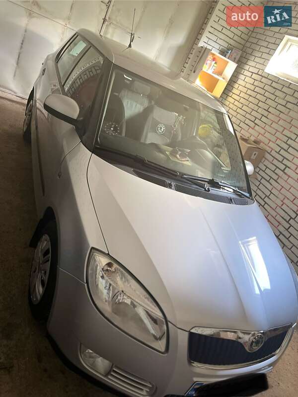 Хэтчбек Skoda Fabia 2008 в Золочеве